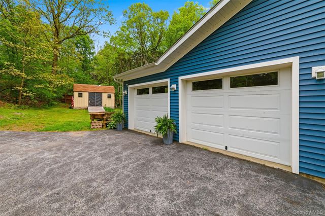 128 Sawmill Road, Red Hook, NY 12571