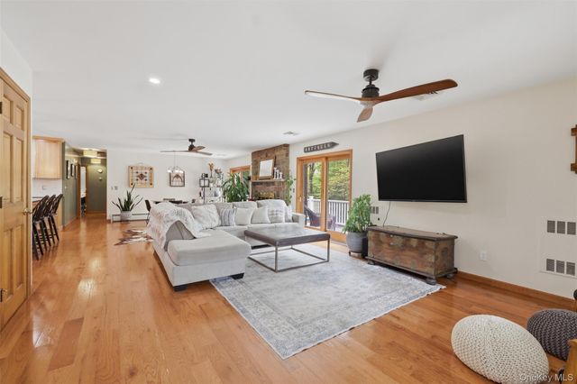 128 Sawmill Road, Red Hook, NY 12571