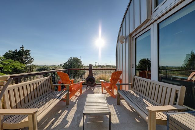 990 Antelope Hills Rd, Marfa, TX 79843