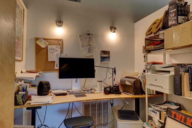 990 Antelope Hills Rd, Marfa, TX 79843