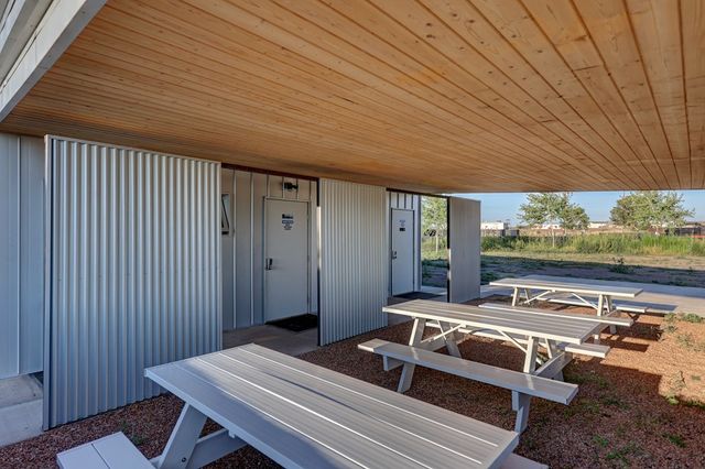 990 Antelope Hills Rd, Marfa, TX 79843