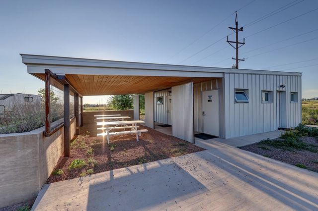 990 Antelope Hills Rd, Marfa, TX 79843