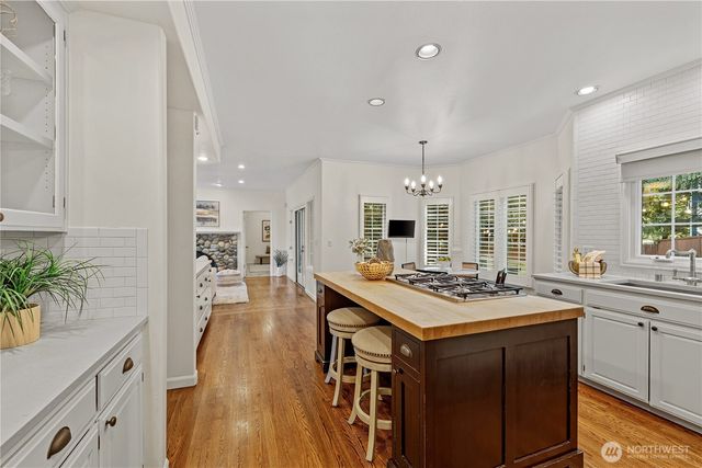 23837 SE 45th Street, Sammamish, WA 98029
