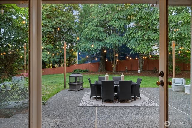 23837 SE 45th Street, Sammamish, WA 98029