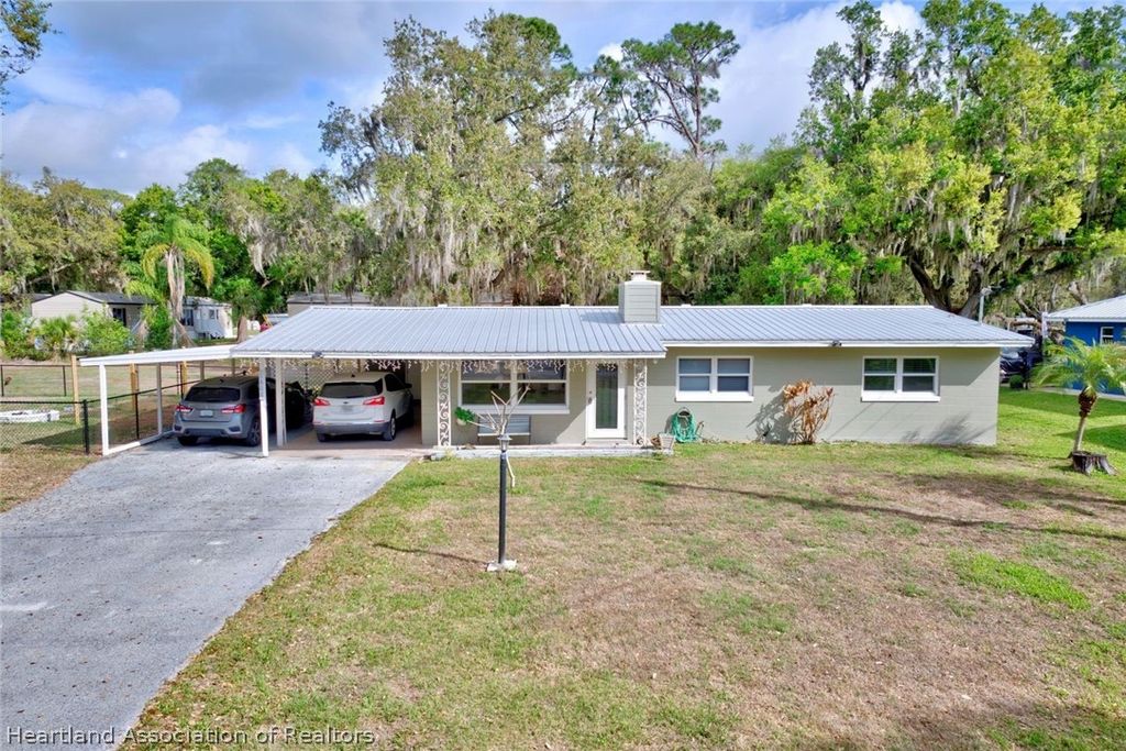 1608 Noble Fir Street, Lake Placid, FL 33852