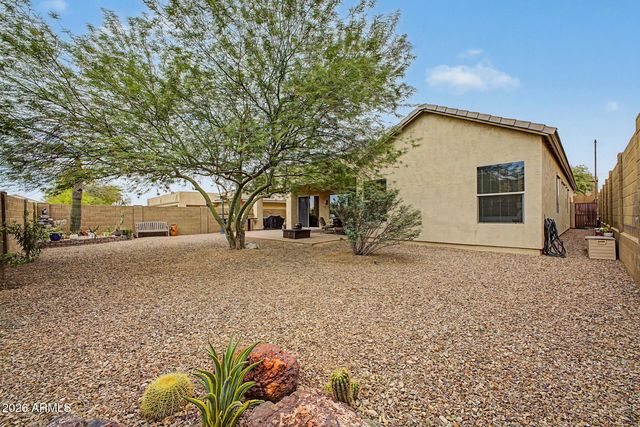 42823 N COURAGE Trail, Anthem, AZ 85086