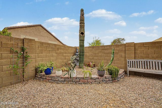 42823 N COURAGE Trail, Anthem, AZ 85086