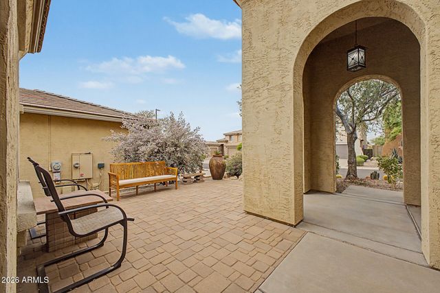 42823 N COURAGE Trail, Anthem, AZ 85086