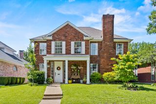 8722 Bayshore Lane, Rowlett, TX 75088