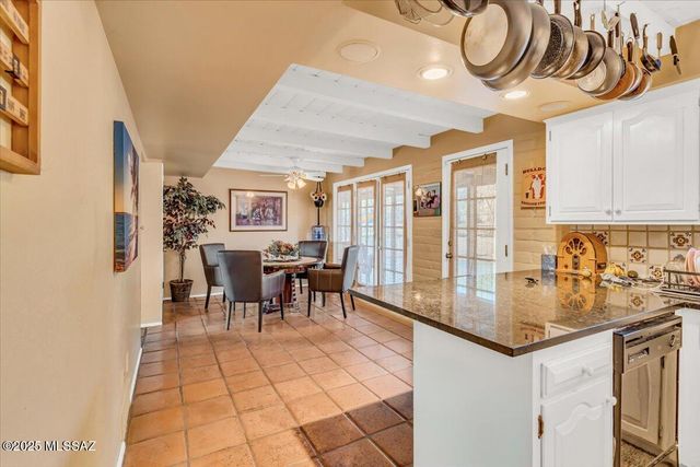 4390 N Camino Vinorama, Tucson, AZ 85750