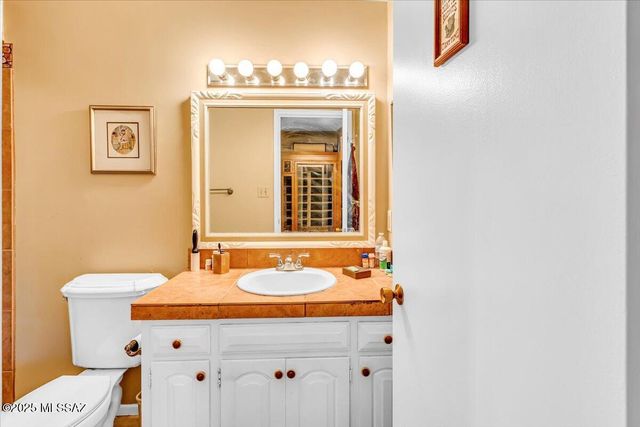 4390 N Camino Vinorama, Tucson, AZ 85750