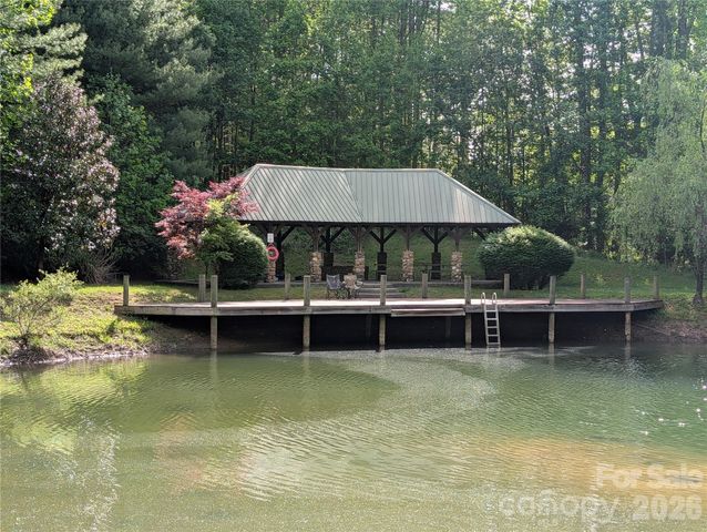 00 Hosta Lane, Hendersonville, NC 28739