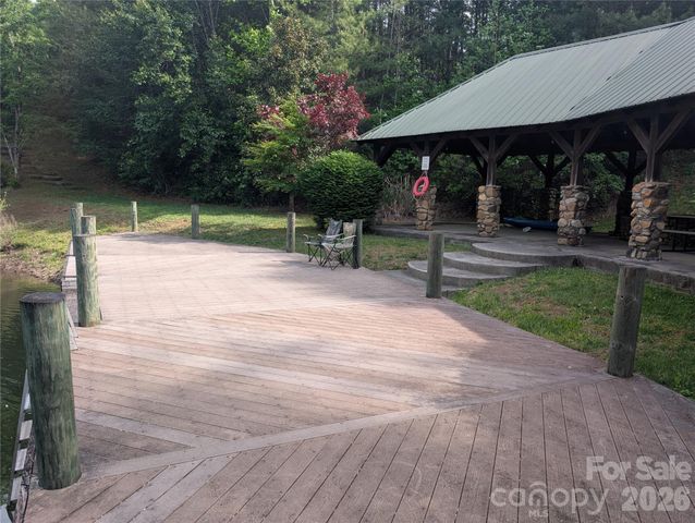 00 Hosta Lane, Hendersonville, NC 28739