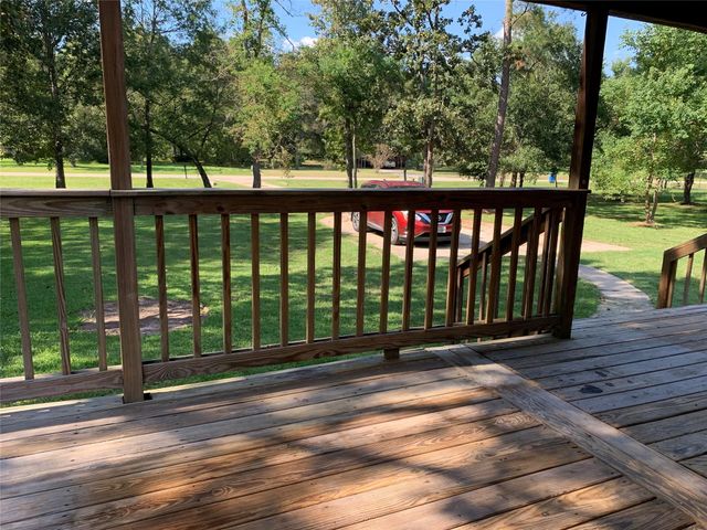 9650 Creek Vista Lane, Willis, TX 77378