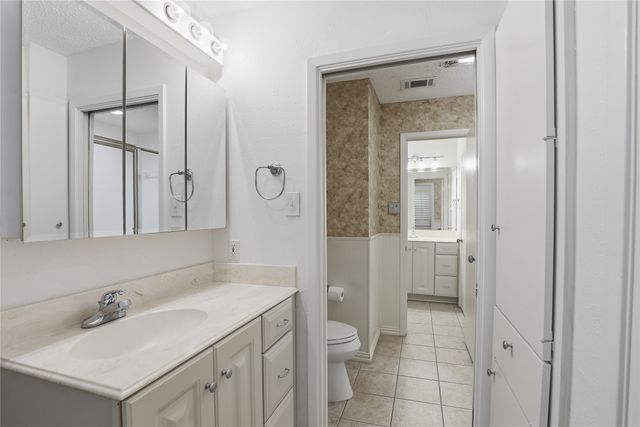 306 Westview Terrace, Arlington, TX 76013