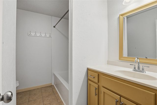 306 Westview Terrace, Arlington, TX 76013