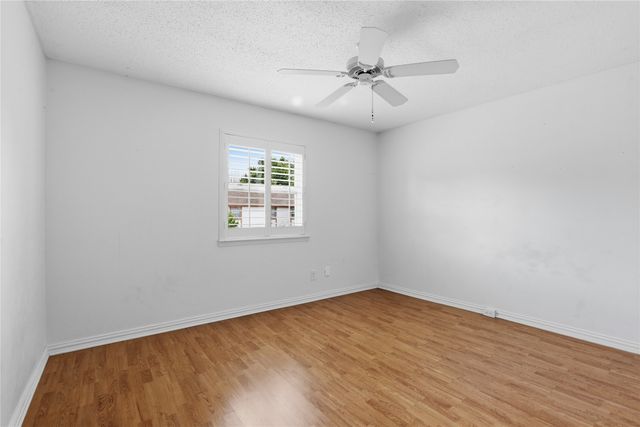 306 Westview Terrace, Arlington, TX 76013