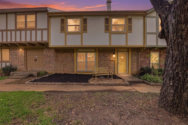 306 Westview Terrace, Arlington, TX 76013