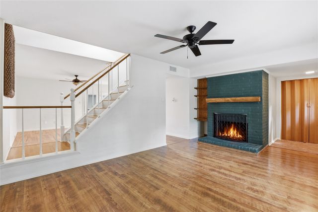 306 Westview Terrace, Arlington, TX 76013