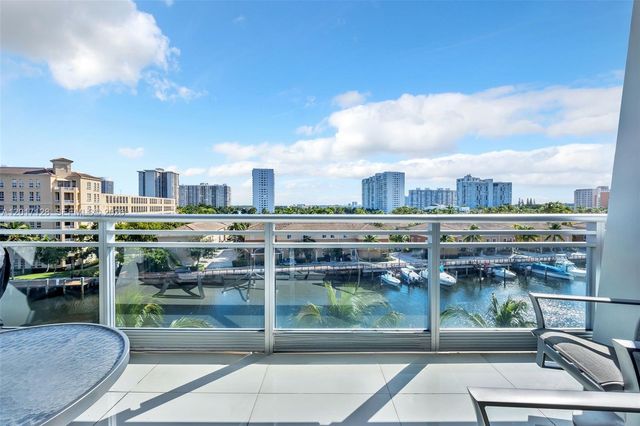 2950 NE 188th St 403, Aventura, FL 33180
