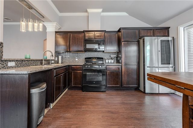 7405 Russ, Corpus Christi, TX 78414