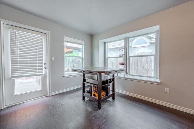 7405 Russ, Corpus Christi, TX 78414