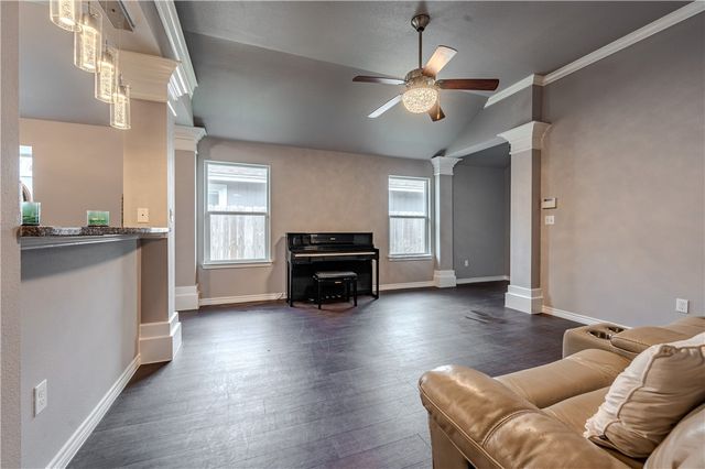 7405 Russ, Corpus Christi, TX 78414