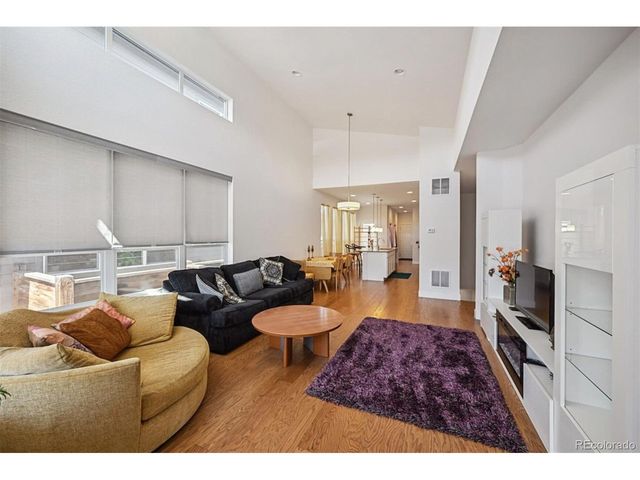 11059 E 25th Dr, Aurora, CO 80010