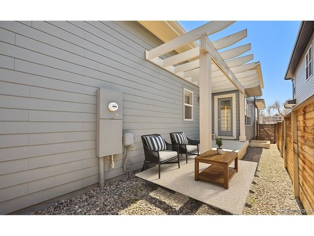 11059 E 25th Dr, Aurora, CO 80010