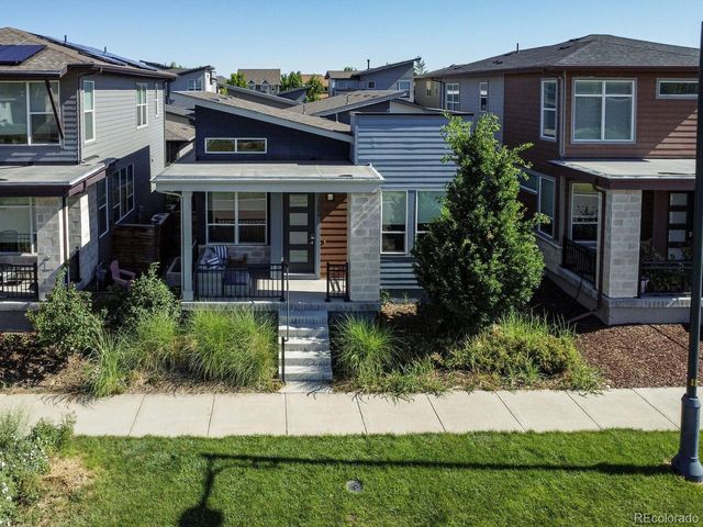 11059 E 25th Dr, Aurora, CO 80010