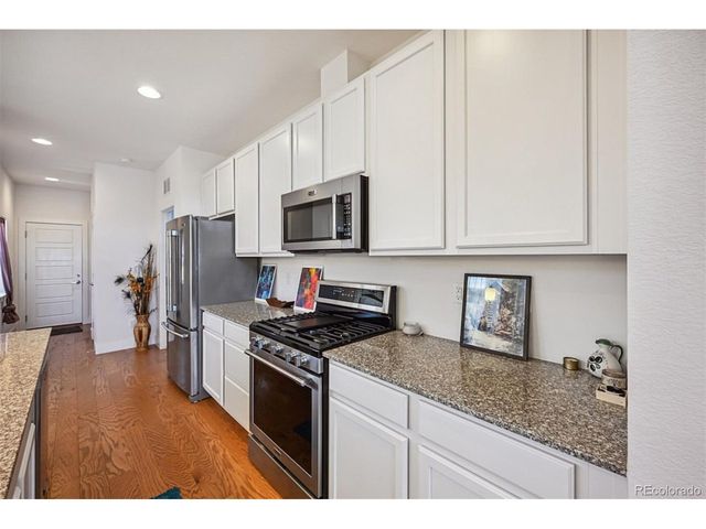 11059 E 25th Dr, Aurora, CO 80010