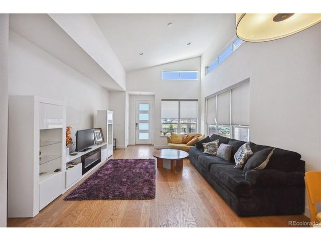 11059 E 25th Dr, Aurora, CO 80010