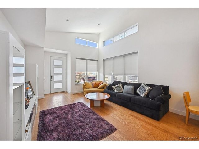 11059 E 25th Dr, Aurora, CO 80010