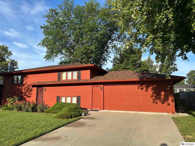 121 S William Avenue, Fremont, NE 68025