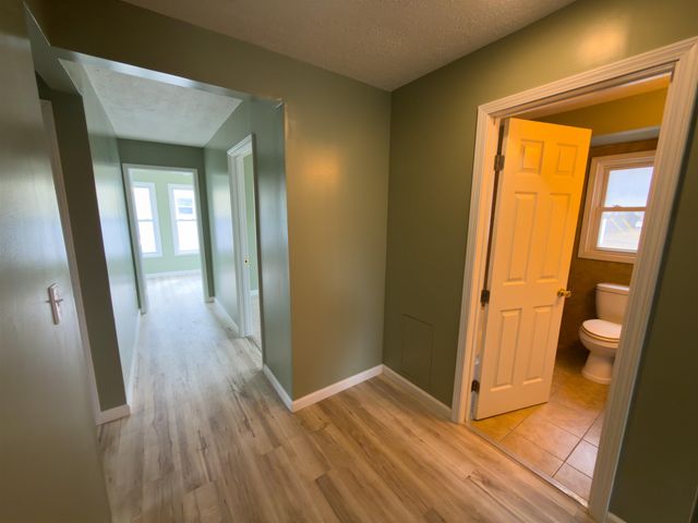 200 SW 11th St, Minot, ND 58701