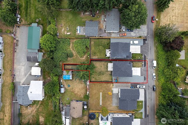 10111 12th Avenue E, Tacoma, WA 98445