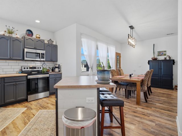 2995 Golden Hawk Way, Grand Junction, CO 81503