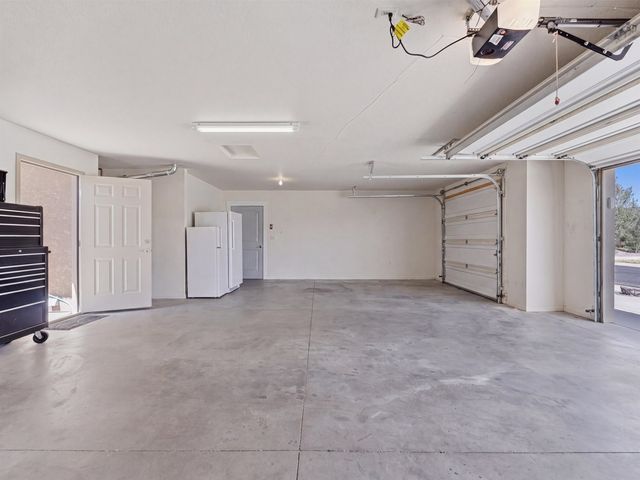 2995 Golden Hawk Way, Grand Junction, CO 81503