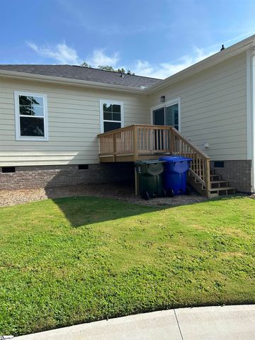 402 Prosperity Avenue, Greenville, SC 29605