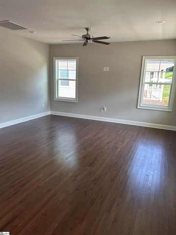 402 Prosperity Avenue, Greenville, SC 29605