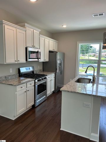 402 Prosperity Avenue, Greenville, SC 29605