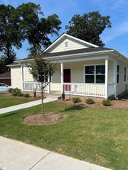 402 Prosperity Avenue, Greenville, SC 29605