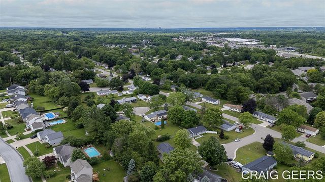 2864 Mustang Court, Grand Rapids, MI 49525