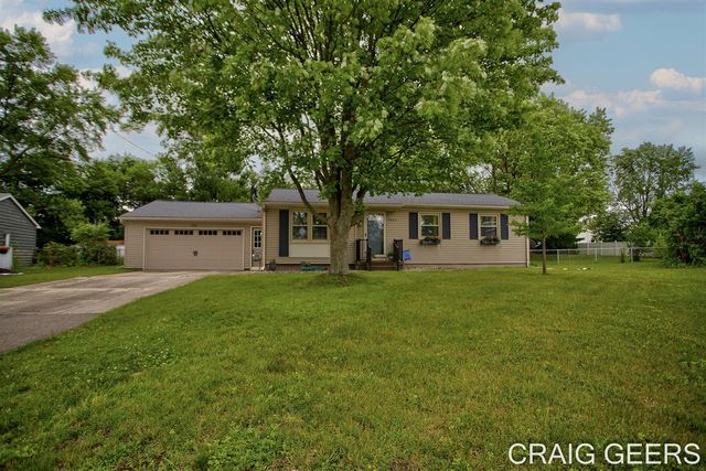 2864 Mustang Court, Grand Rapids, MI 49525