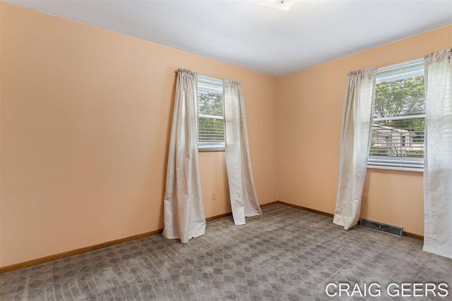 2864 Mustang Court, Grand Rapids, MI 49525