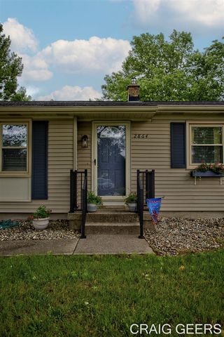 2864 Mustang Court, Grand Rapids, MI 49525