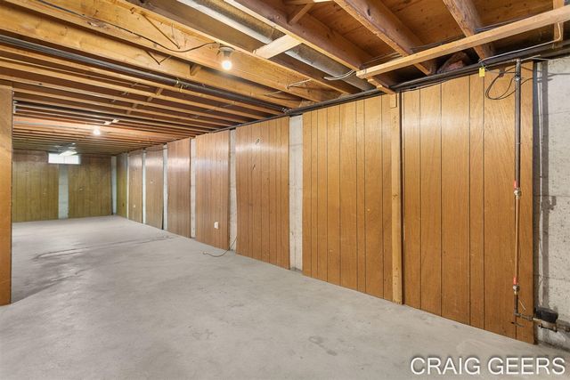 2864 Mustang Court, Grand Rapids, MI 49525
