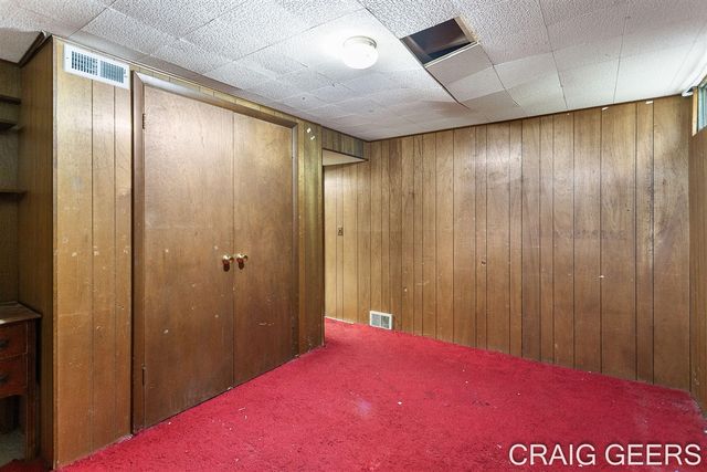 2864 Mustang Court, Grand Rapids, MI 49525