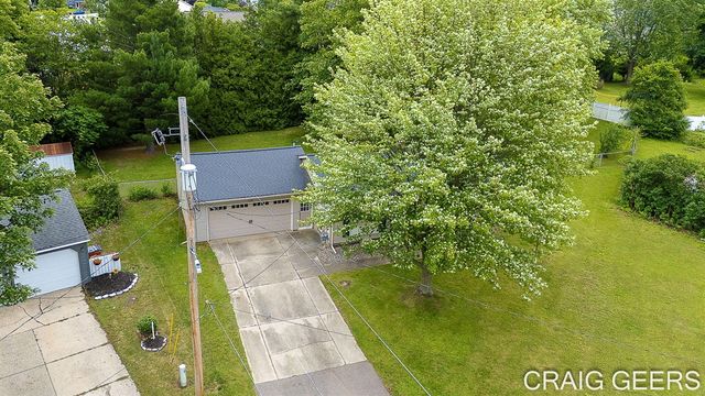 2864 Mustang Court, Grand Rapids, MI 49525