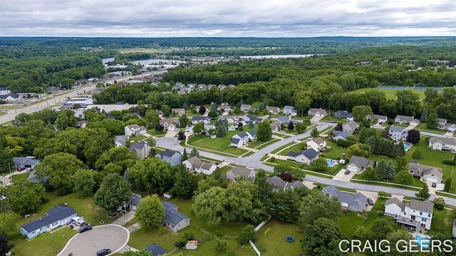 2864 Mustang Court, Grand Rapids, MI 49525
